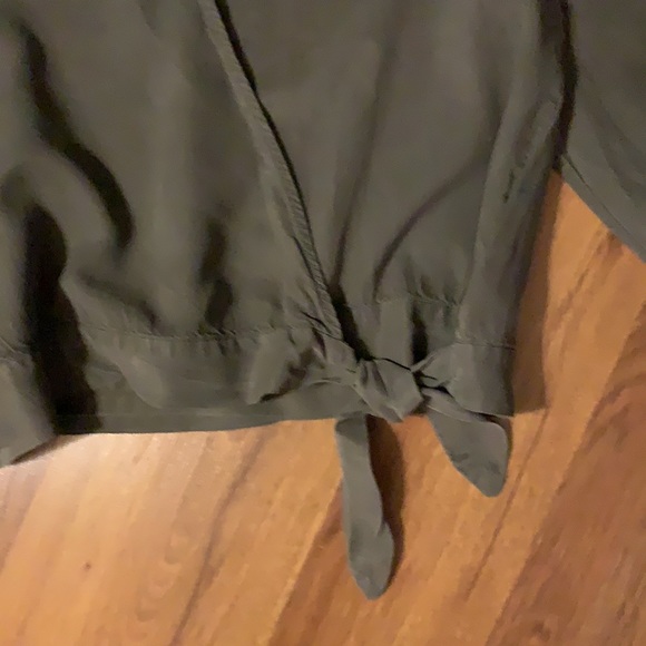 Top - Picture 7 of 14